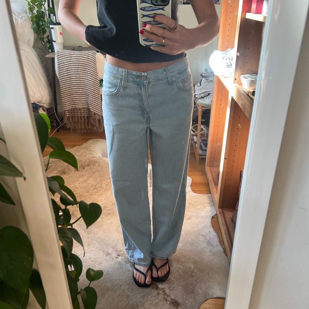 Levi’s Low Rise Baggy Dad Light Wash